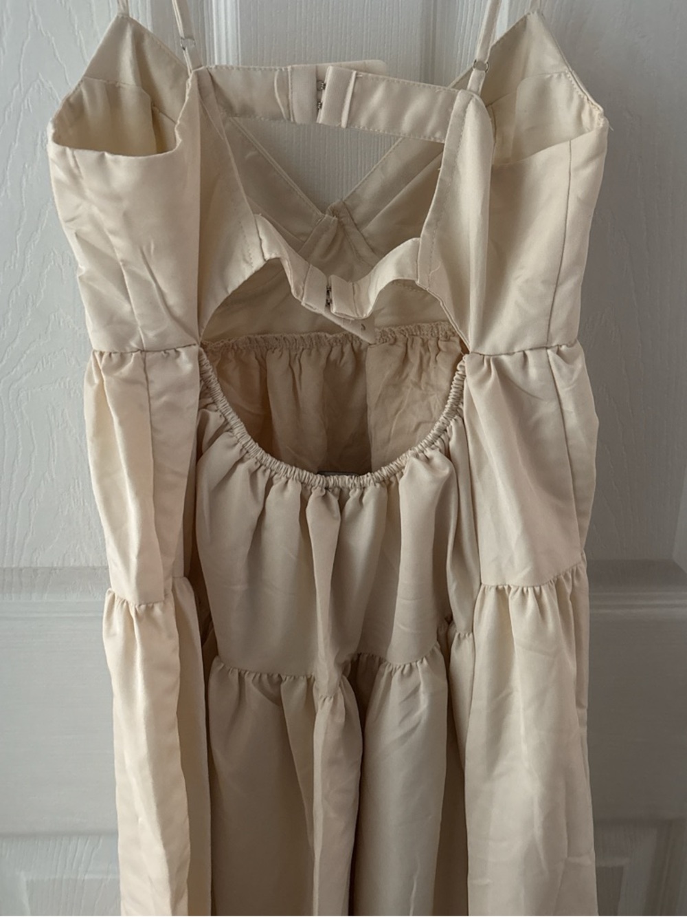 Forever 21 Cream Tiered Spaghetti-Strap Maxi Dress - Picture 3 of 3